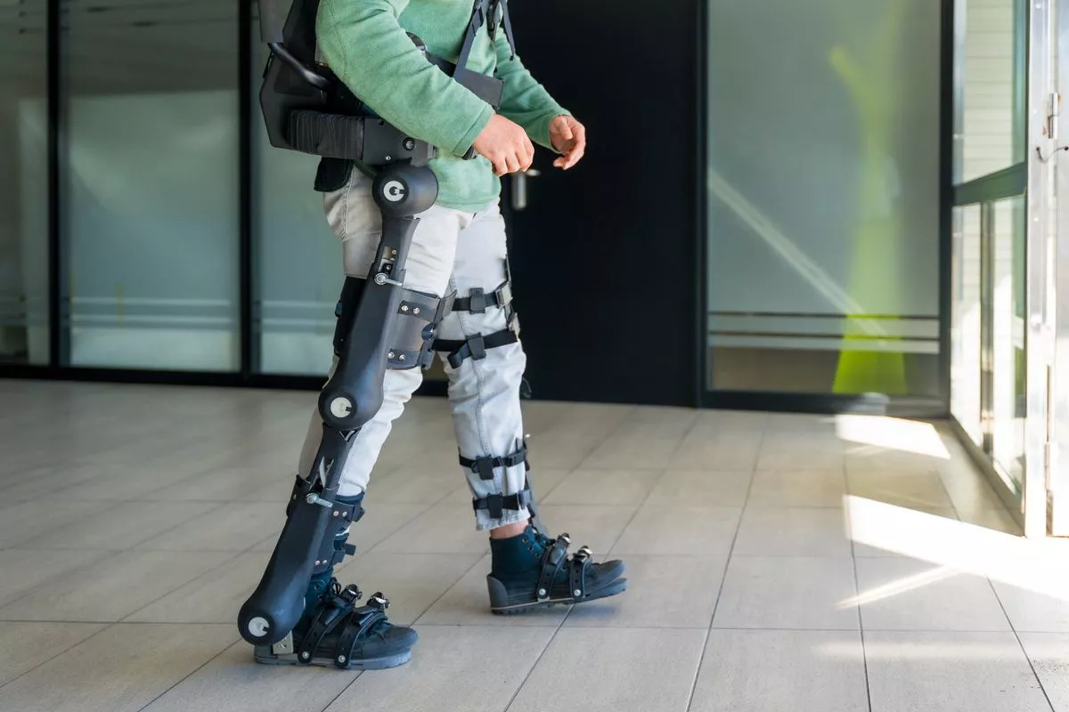 Exoskeleton Robotik Teknolojisi Nasıl Çalışır?