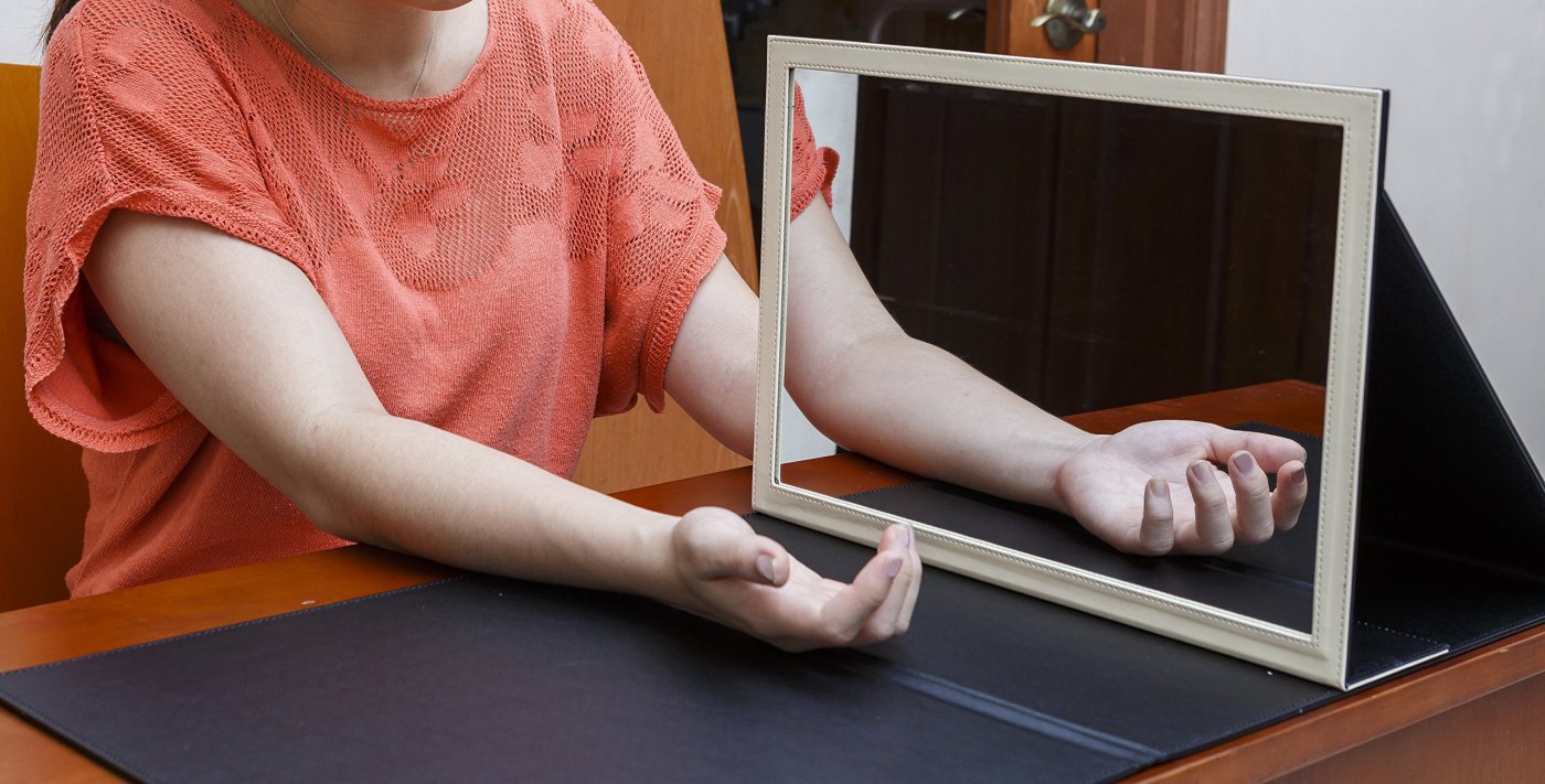 Nörolojik Rehabilitasyonda Ayna Terapisinin Motor İyileşme Üzerindeki Rolü ve Etkililiği