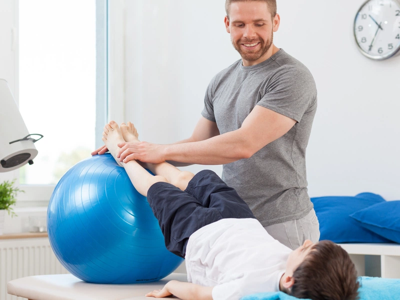 Pediatrik Fizyoterapi Nedir? Hangi Durumlarda Uygulanır?