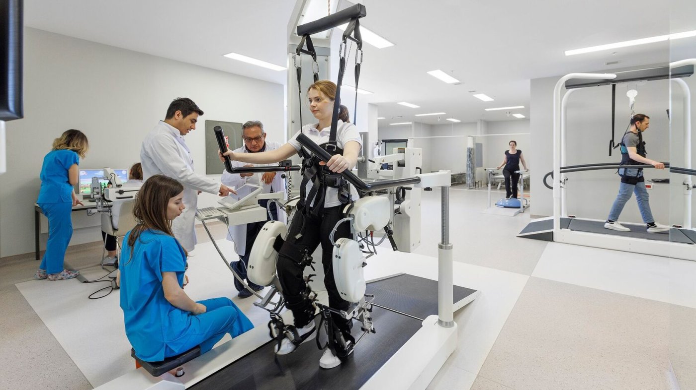 Robotik Tedavinin Geleneksel Fizik Tedaviden Farkı