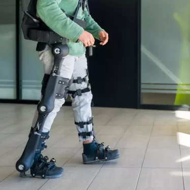 Exoskeleton Robotik Teknolojisi Nasıl Çalışır?