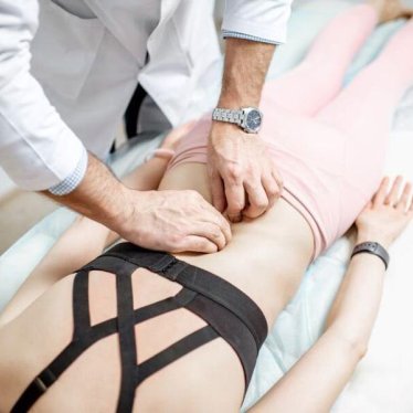 Fizik Tedavi ile Postür (Duruş) Bozukluklarını Düzeltmek Mümkün Mü?