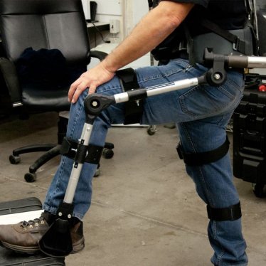 Giyilebilir Yürüme Robotu: Exoskeleton Teknolojisi