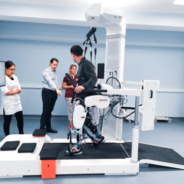 Lokomat ile Gait Training (Yürüme Eğitimi)