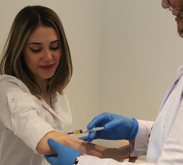 PRP (Platelet Ri̇ch Plasma) Tedavi̇si̇ Nedi̇r ?