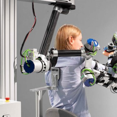 Robotik Kol Rehabilitasyonu ile Motor Becerileri Geri Kazanmak